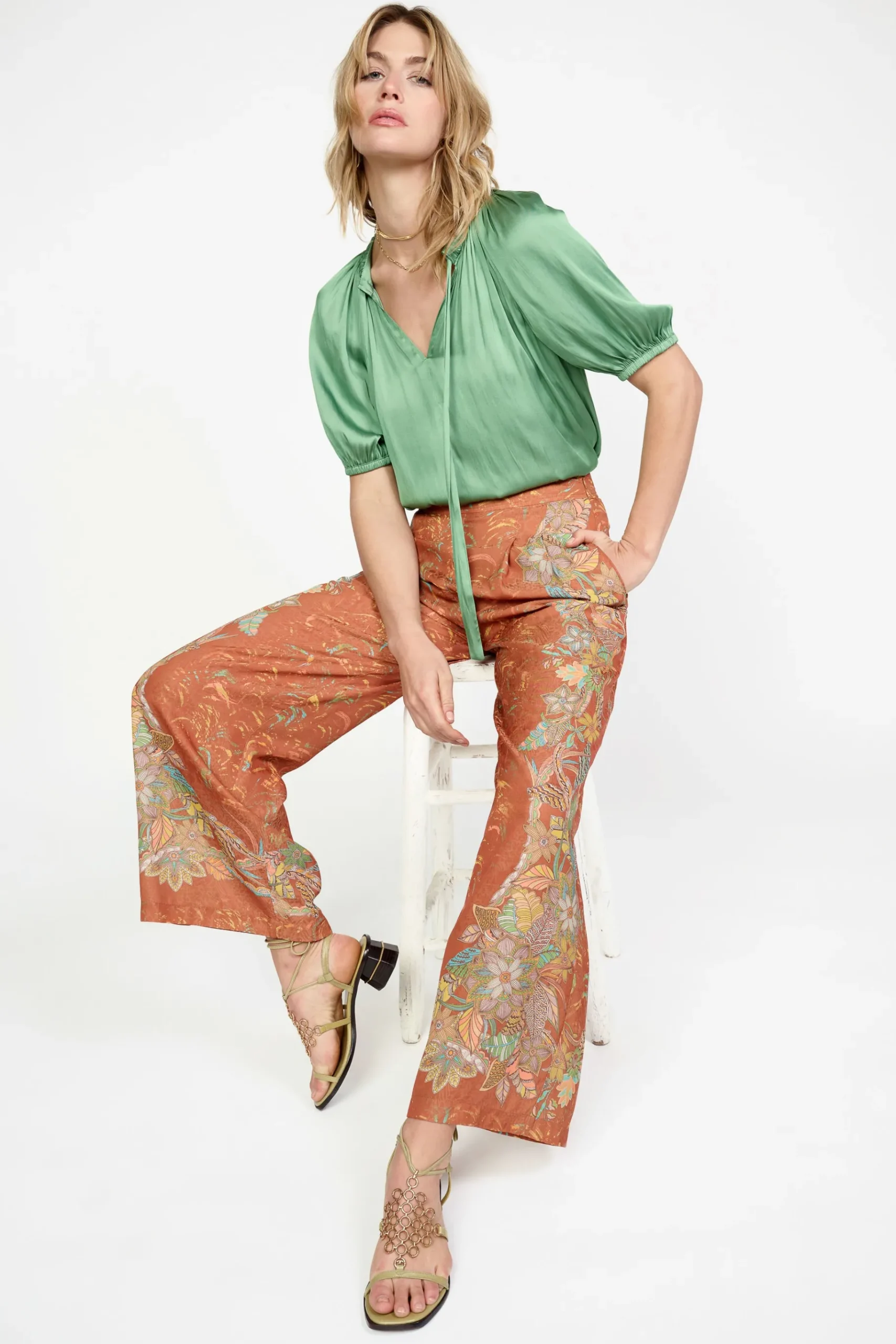 Online Border Print Retro Floral Pants Women Pants
