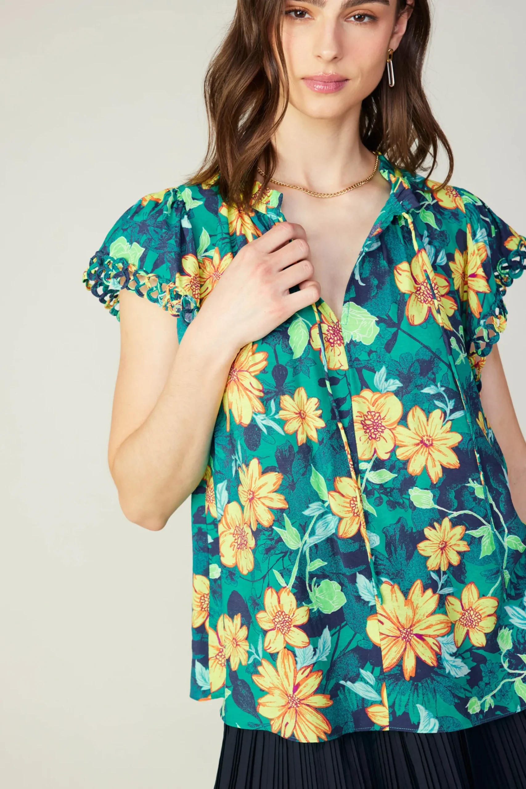 Fashion Botanical Print Eyelet Blouse Women Sleeveless Tops