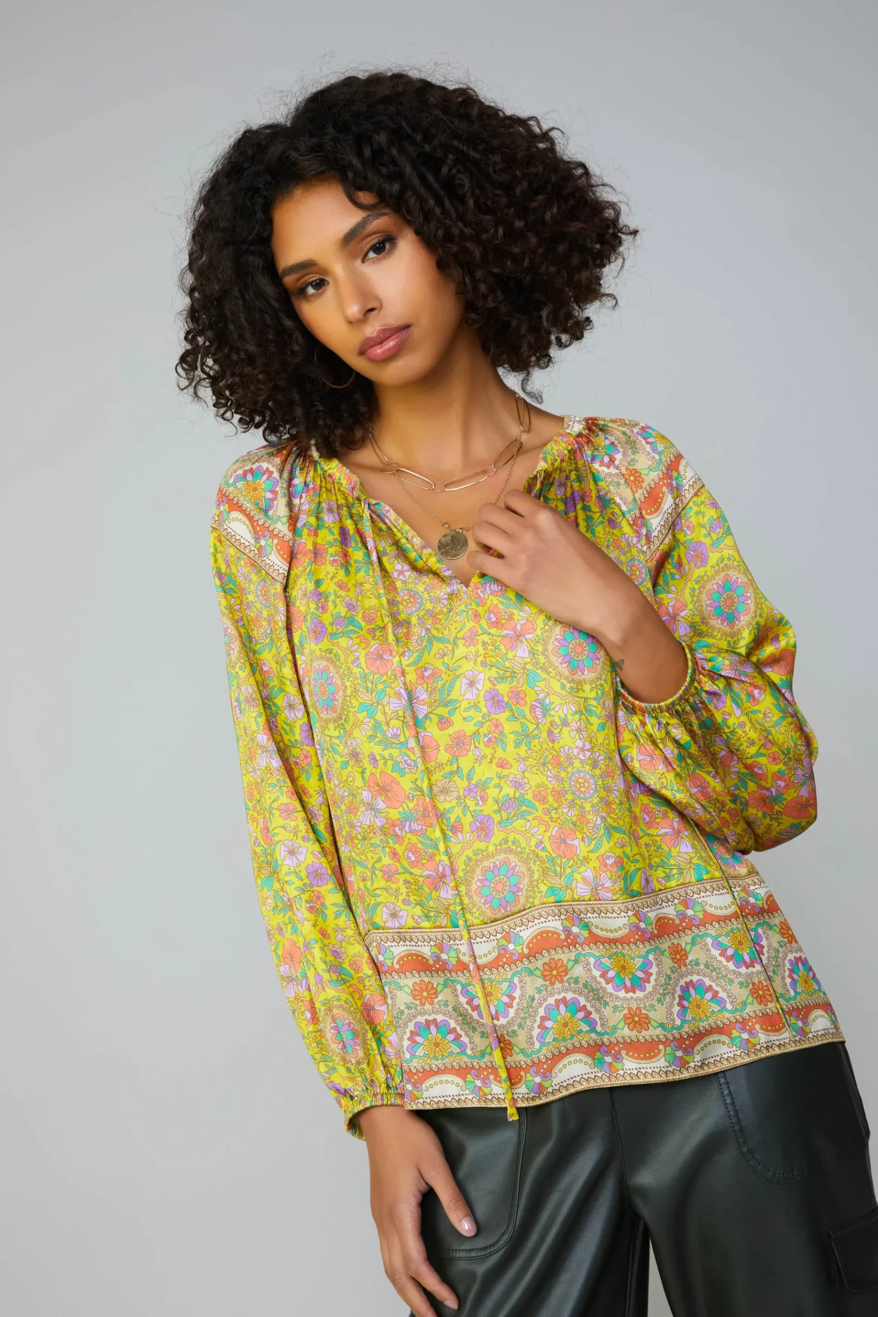 Online Floral Border Print Raglan Blouse Women Long Sleeve Tops