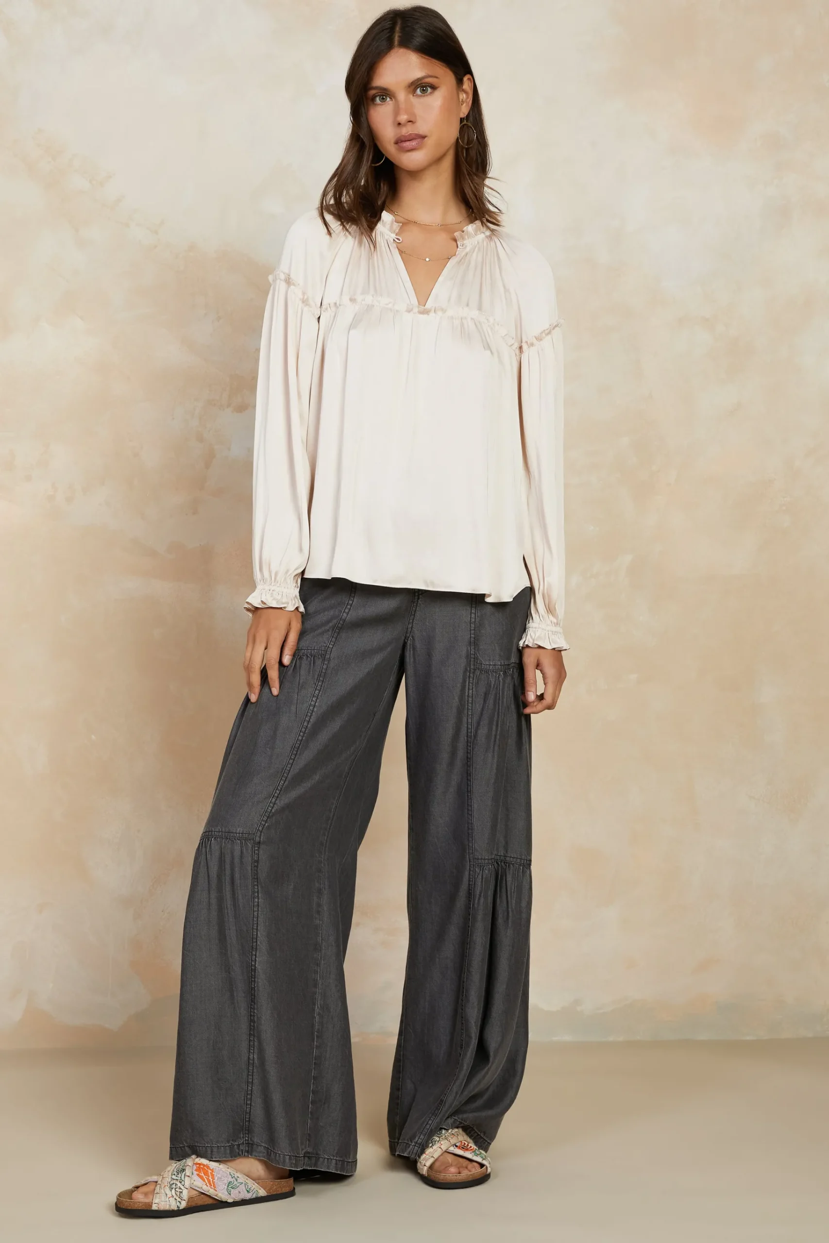 Fashion Picot Ruffled Blouse Women Long Sleeve Tops