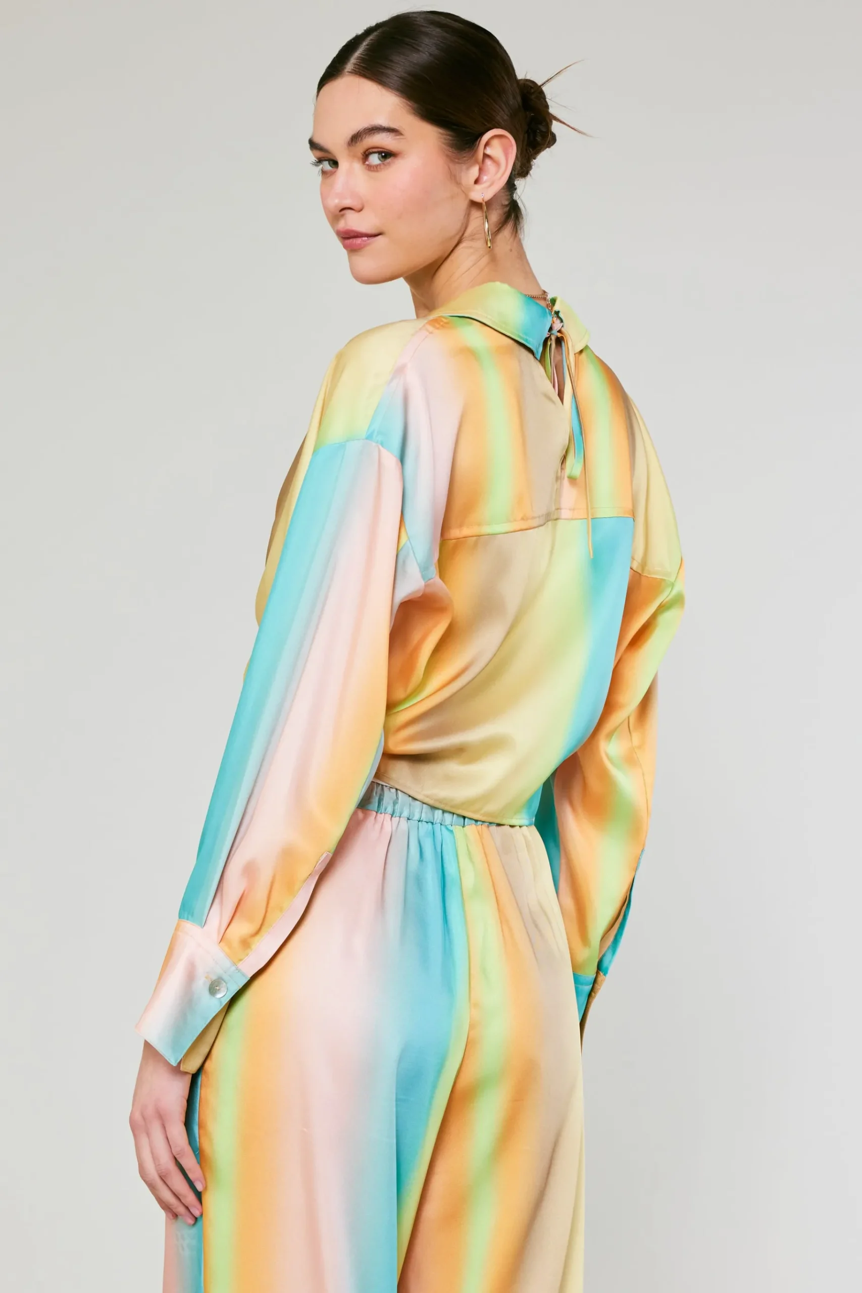 New Prismatic Gradient Front Tie Shirt Women Long Sleeve Tops