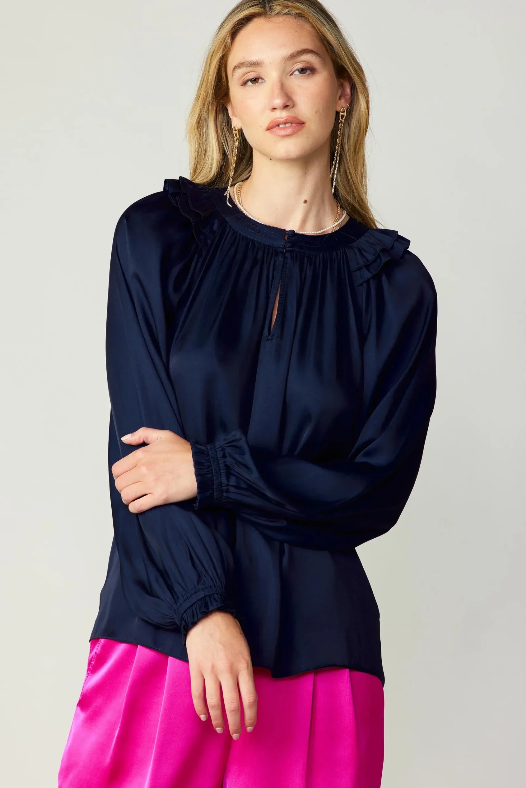 Fashion Ruffled Crewneck Blouse Women Long Sleeve Tops
